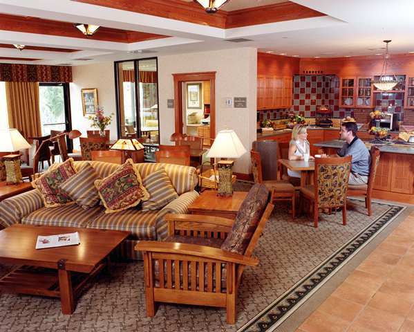 Hampton Inn Мидлтаун Ресторан фото