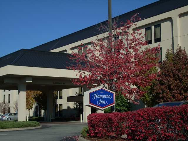 Hampton Inn Мидлтаун Экстерьер фото